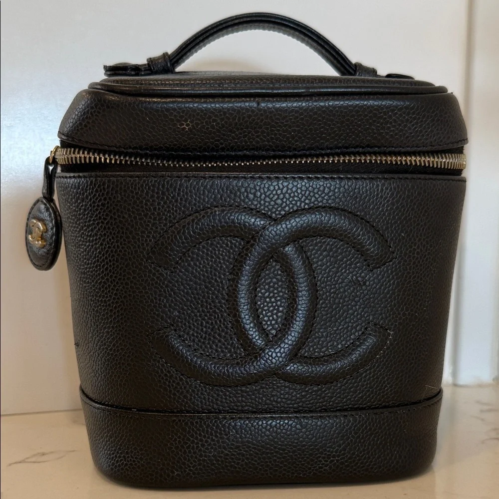 Chanel Caviar Vanity Case